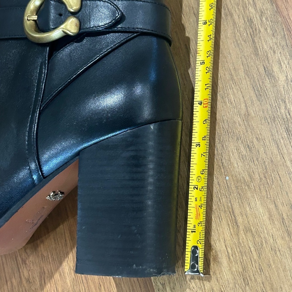 COACH Delaney Signature Buckle Heel Bootie Black Leather size 7B Ankle Boots - Picture 11 of 11